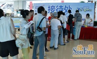 蠡口紅星美凱龍工廠團(tuán)購(gòu)“零利”盡致 顧客交口稱贊